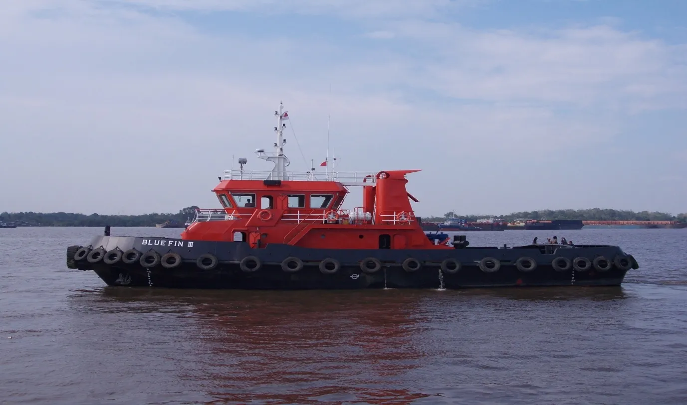 Tug boat Bluefin III milik PT Tanjung Harapan Selatan